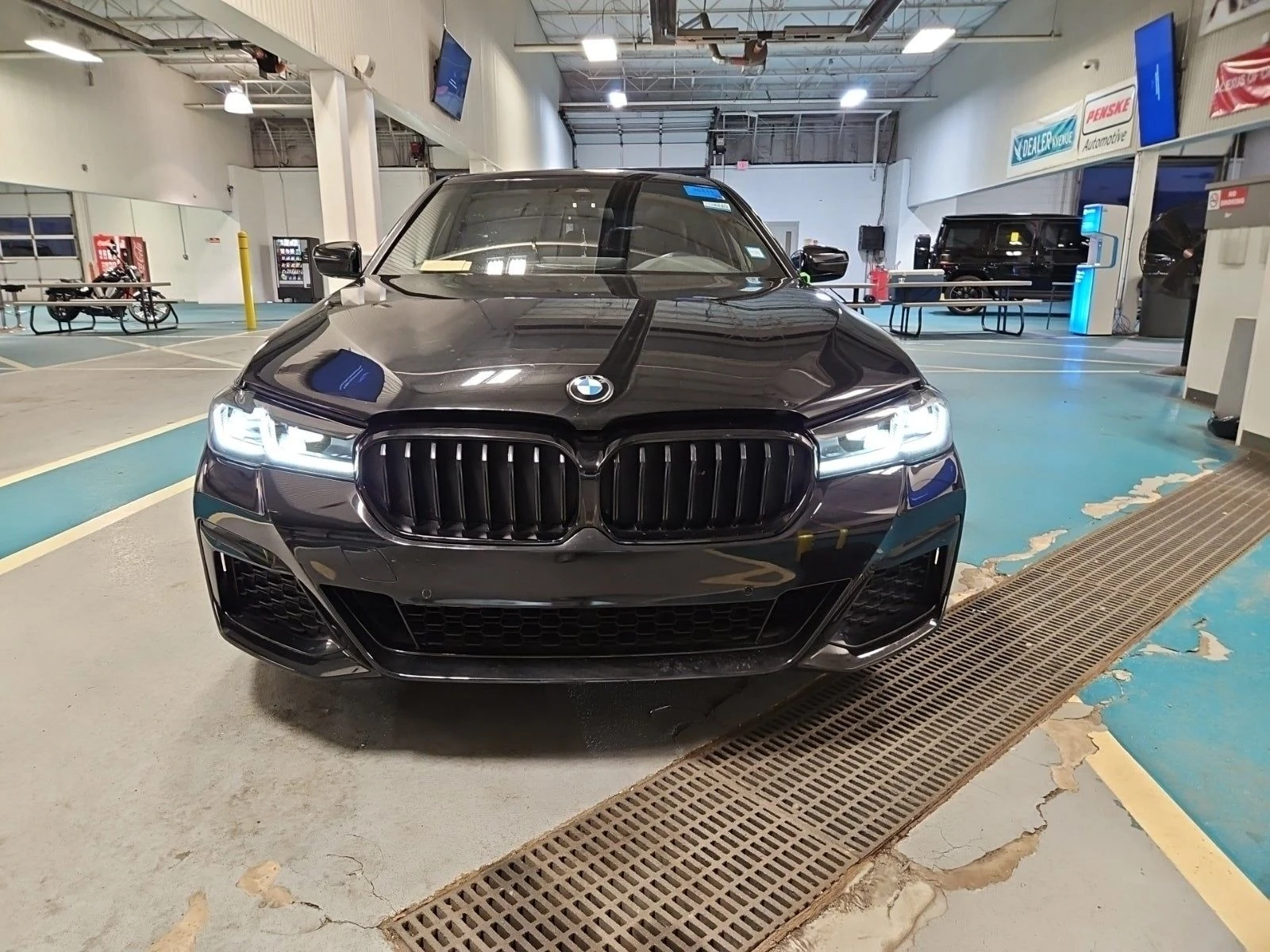 BMW 530 I xDrive* ЦЕНА ДО БЪЛГАРИЯ* (CARFAX) - изображение 2