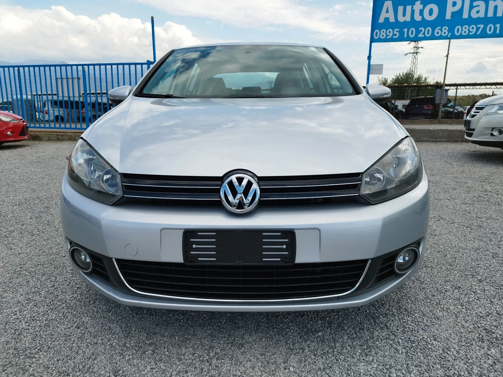 VW Golf 1.4I-АВТОМАТ HIGH-LINE - изображение 8
