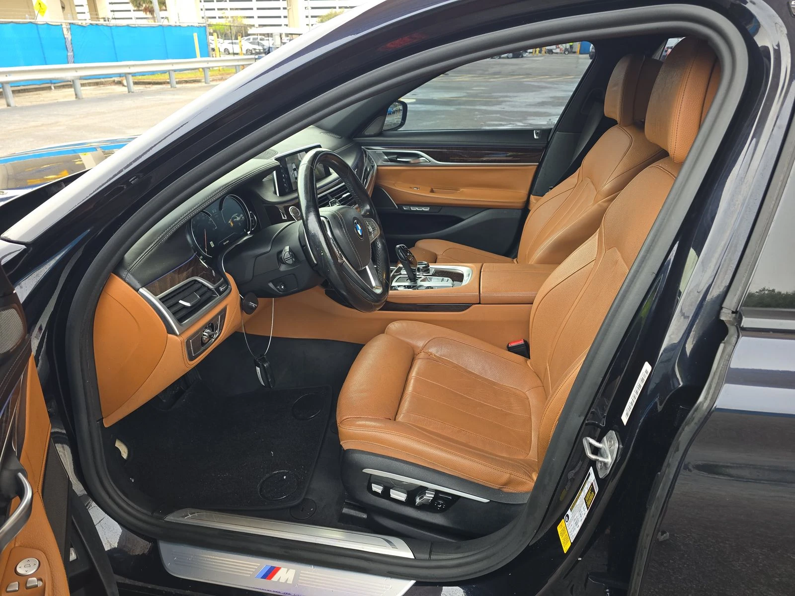 BMW 740 M* SPORT* �����* ���������* 360������*  | Mobile.bg � ����������� 11