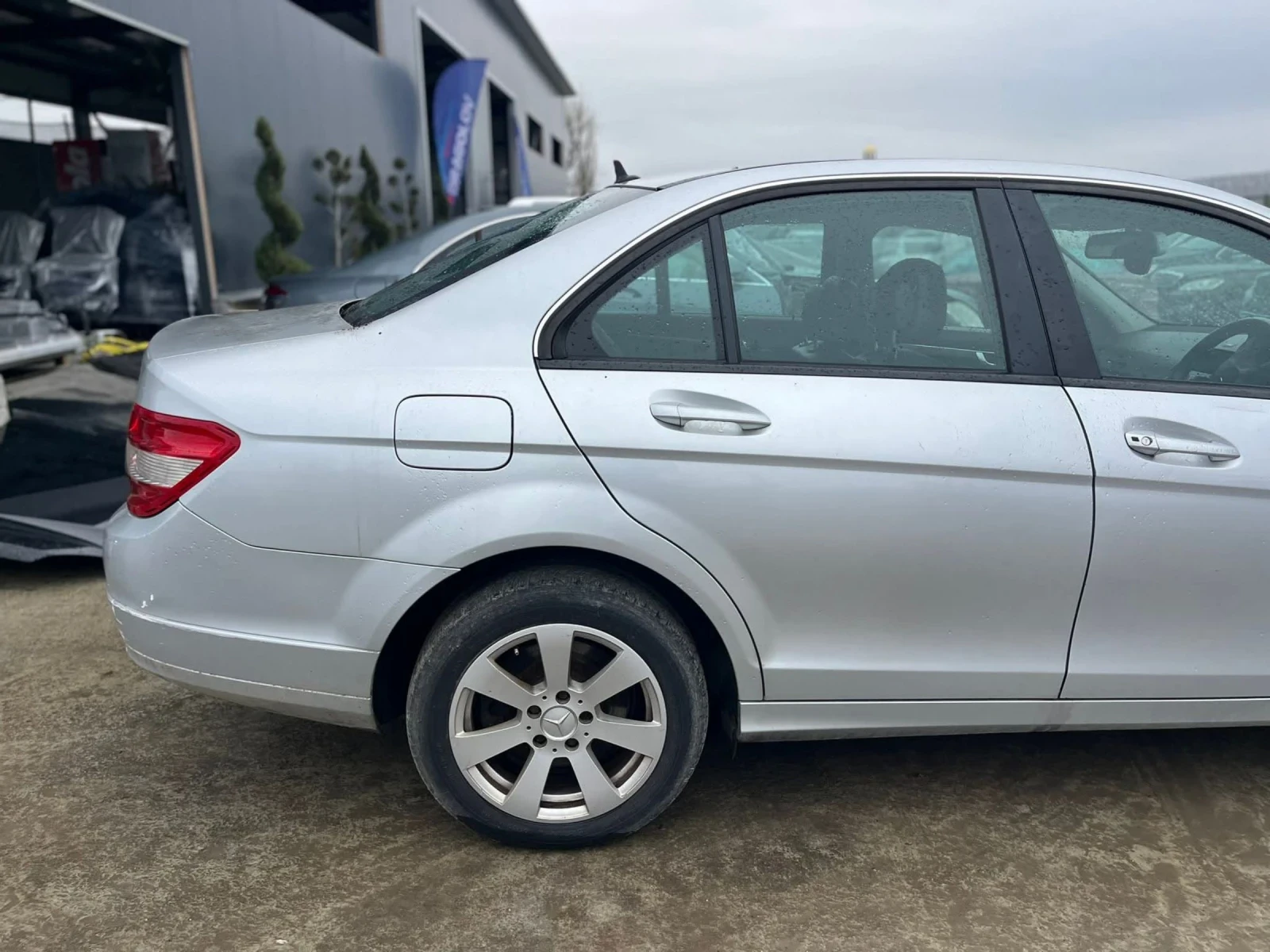 Mercedes-Benz C 220 646 - изображение 9