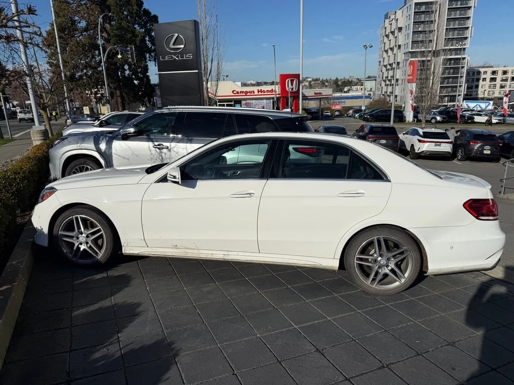 Mercedes-Benz E 250 BlueTEC * CARFAX * AMG LINE* ДИЗЕЛ - изображение 3