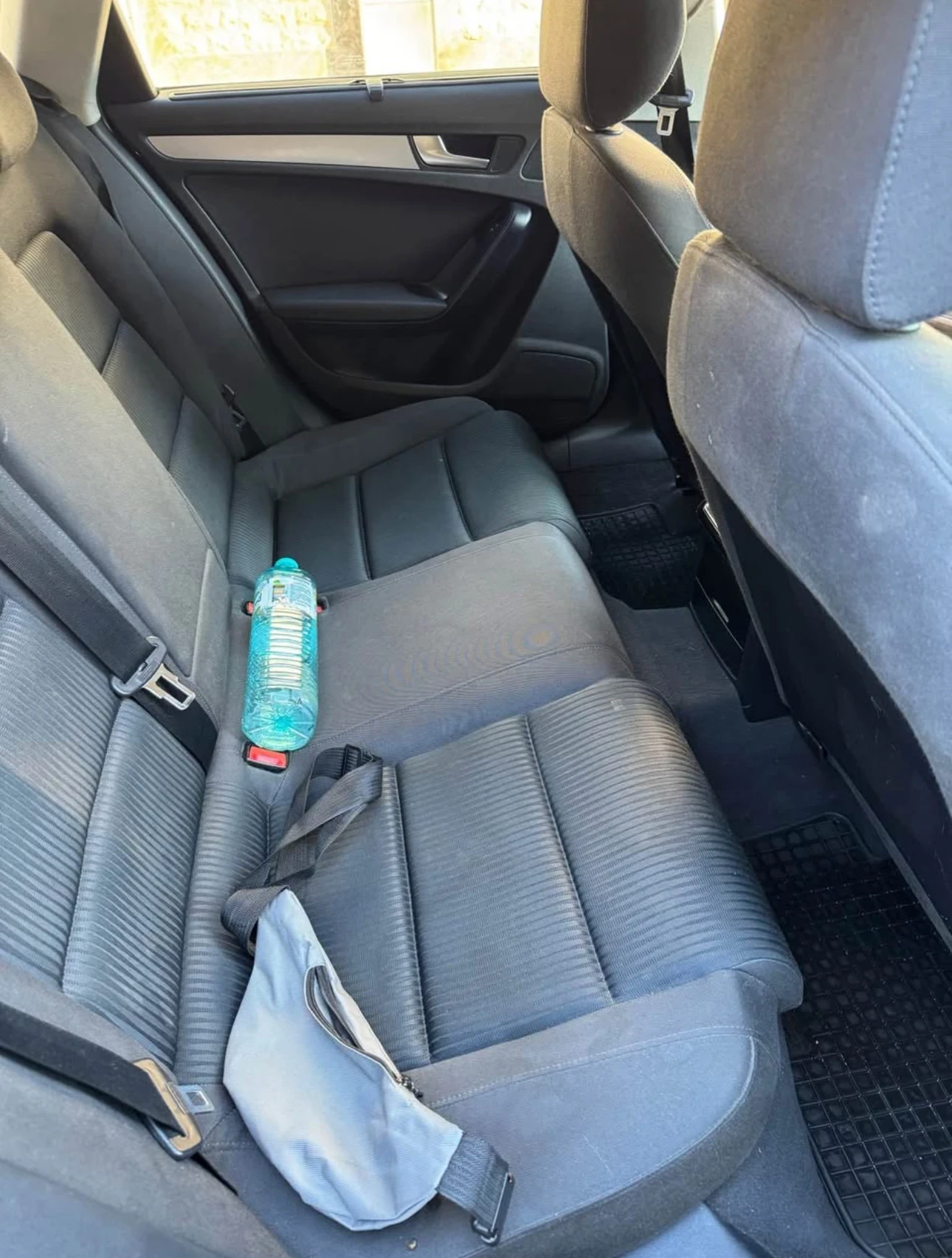 Audi A4 2.0tdi, снимка 8 - Автомобили и джипове - 53800845