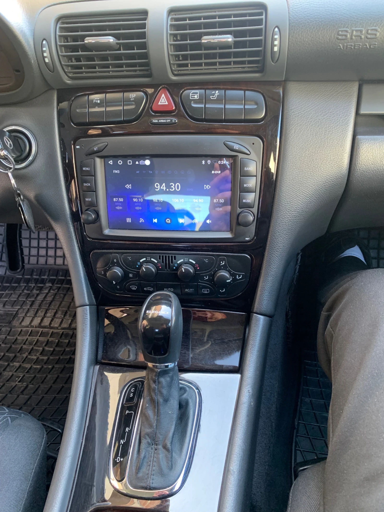 Mercedes-Benz C 220 CDI, снимка 12 - Автомобили и джипове - 53836284