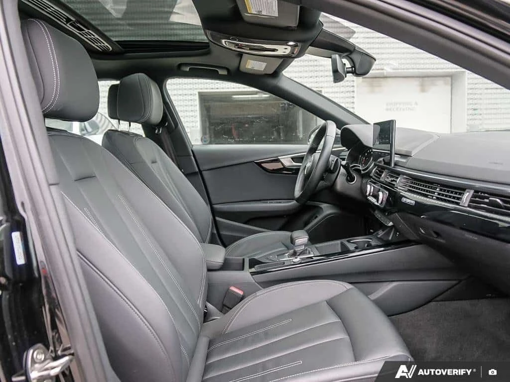 Audi A4 * 45 2.0T Komfort quattro 7sp S Tronic * CARFAX * , снимка 10 - Автомобили и джипове - 53951999