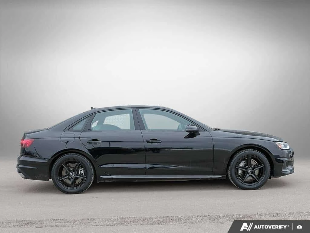 Audi A4 * 45 2.0T Komfort quattro 7sp S Tronic * CARFAX * , снимка 4 - Автомобили и джипове - 53951999