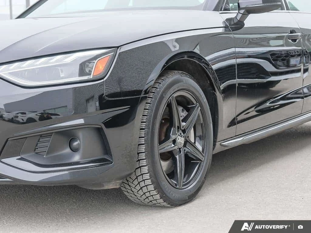 Audi A4 * 45 2.0T Komfort quattro 7sp S Tronic * CARFAX * , снимка 16 - Автомобили и джипове - 53951999