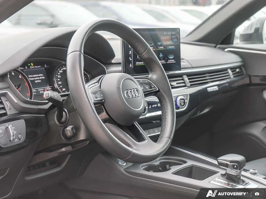 Audi A4 * 45 2.0T Komfort quattro 7sp S Tronic * CARFAX * , снимка 14 - Автомобили и джипове - 53951999