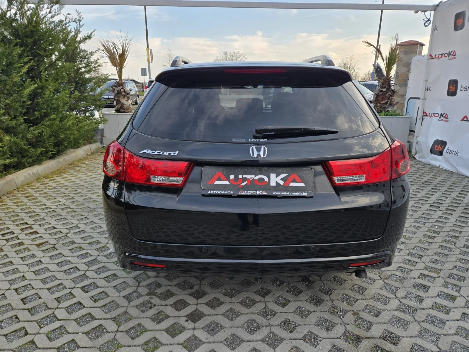 Honda Accord 2.2D-150кс= АВТОМАТ= ДИСТРОНИК= ПОДГРЕВ= EXECUTIVE, снимка 4 - Автомобили и джипове - 54044139