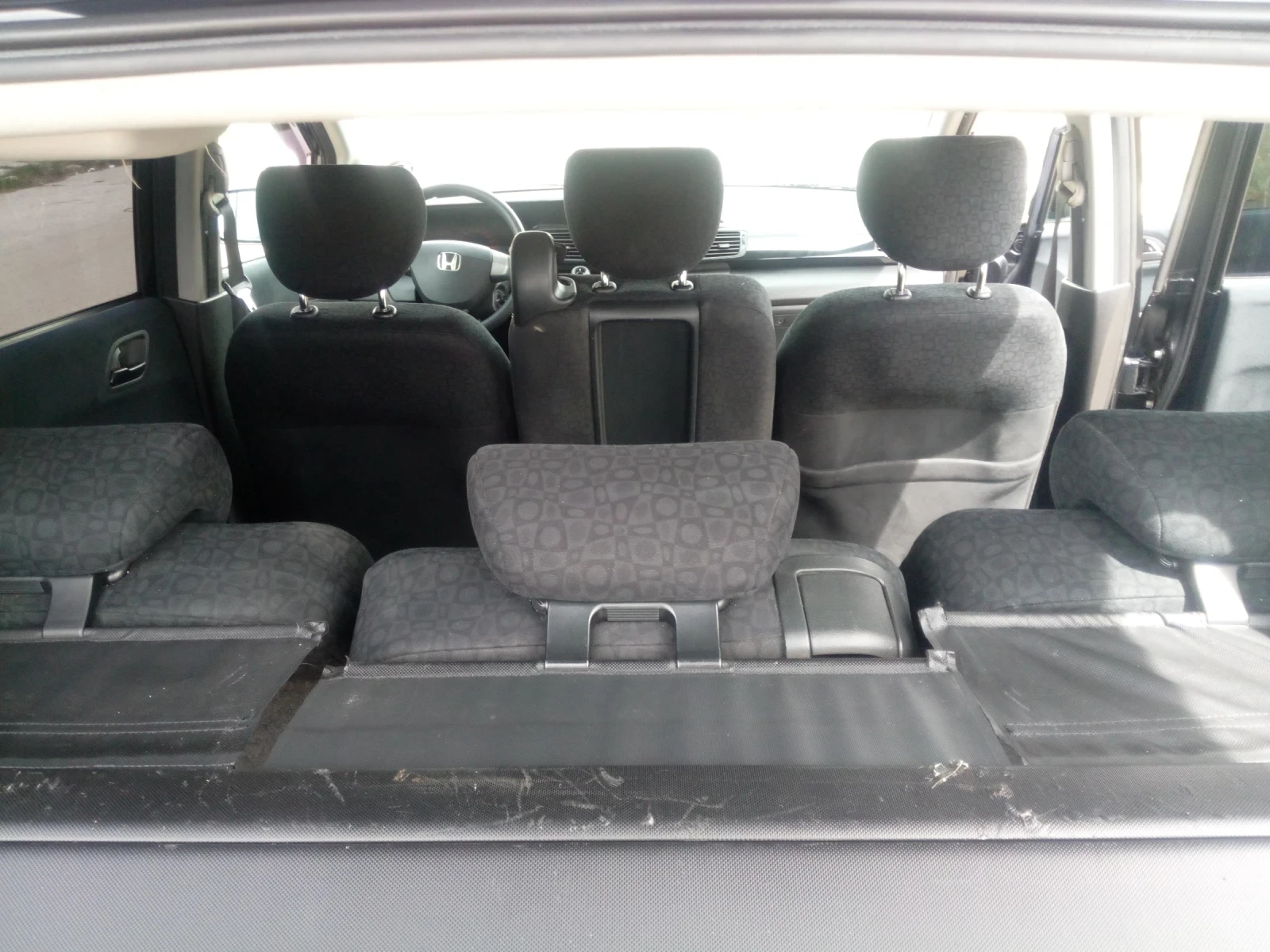 Honda Fr-v 1, 7, снимка 8 - Автомобили и джипове - 54131639