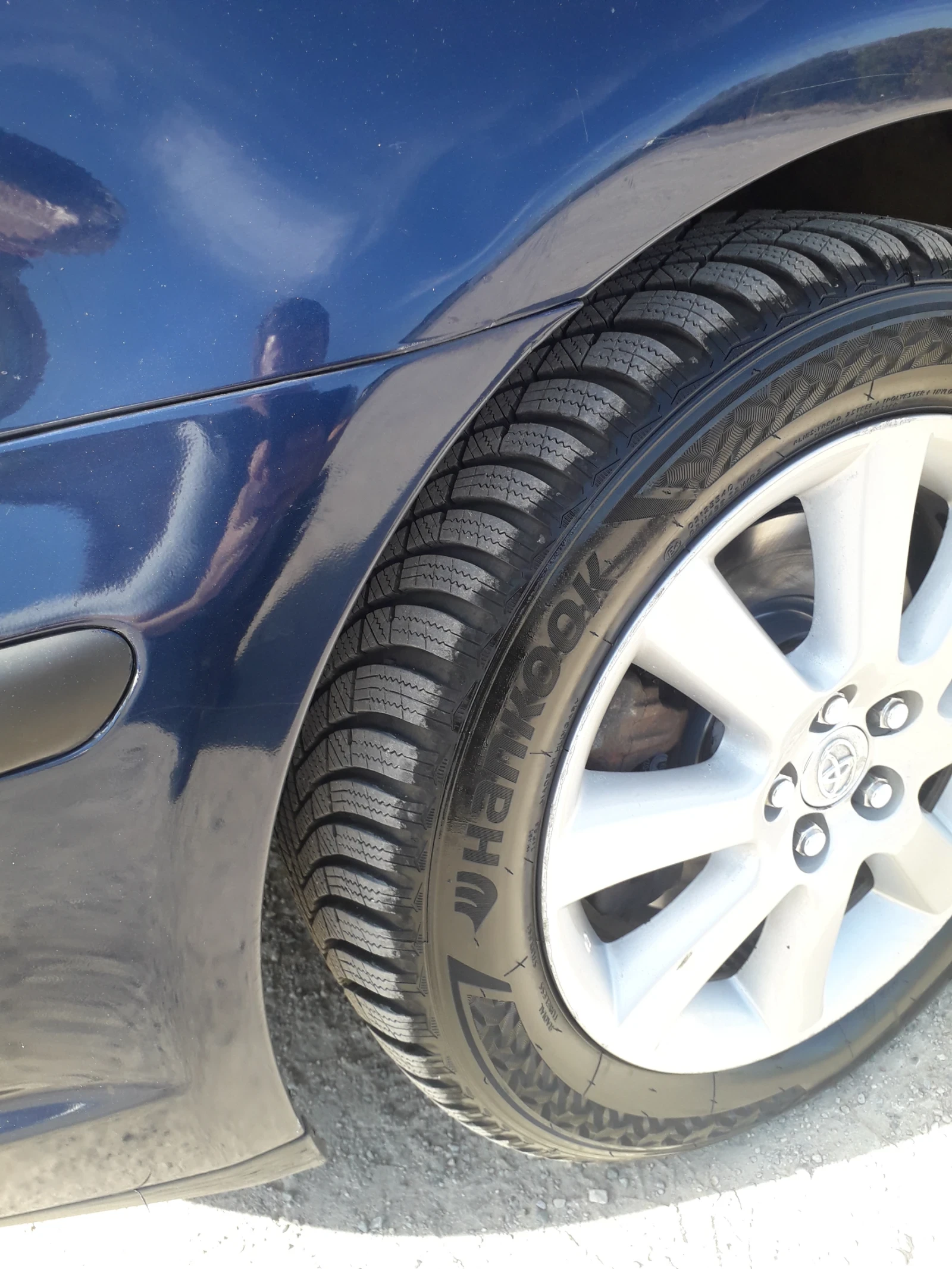 Toyota Avensis Лек Автомобил , снимка 5 - Автомобили и джипове - 54155787