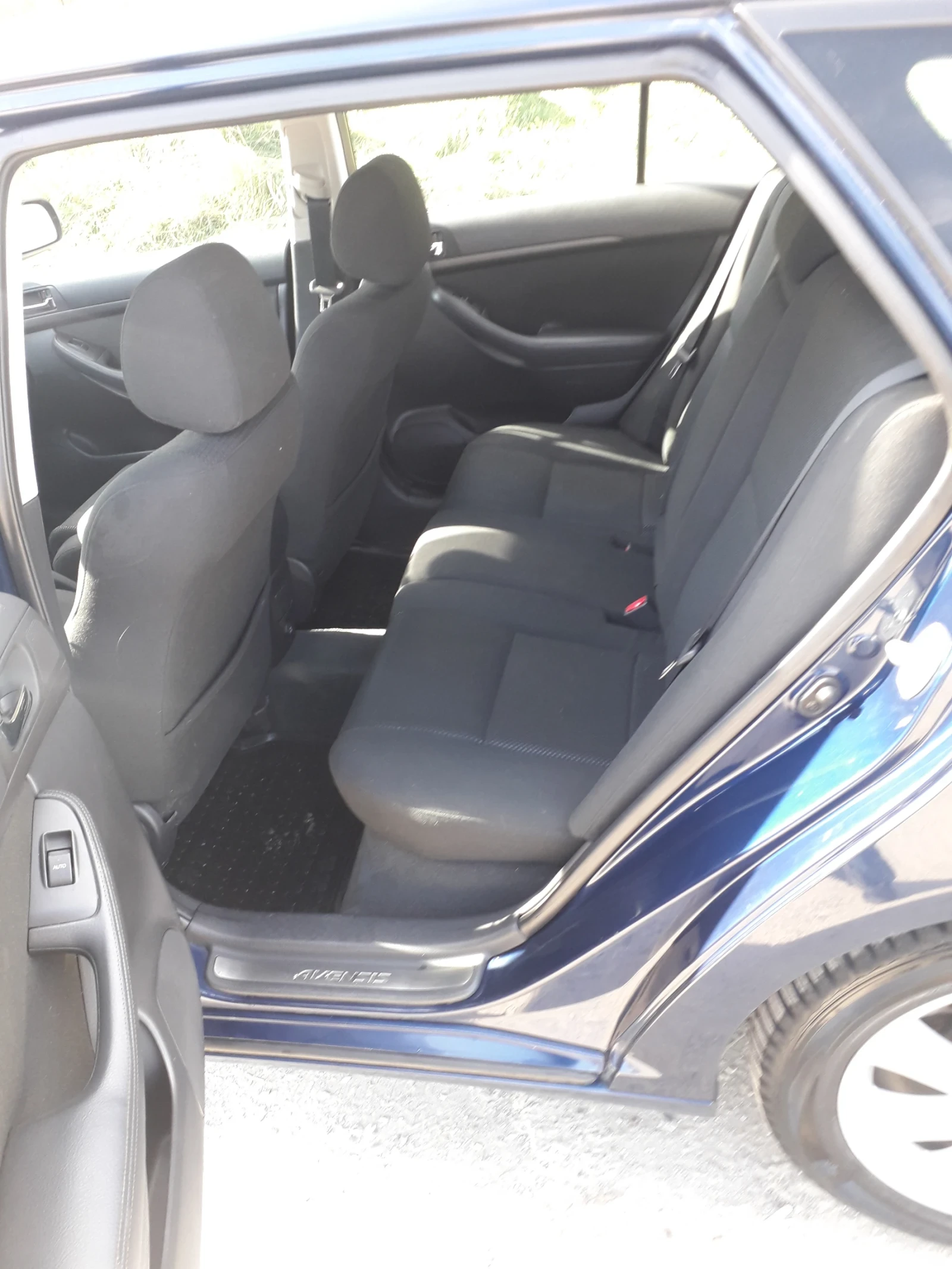 Toyota Avensis Лек Автомобил , снимка 7 - Автомобили и джипове - 54155787