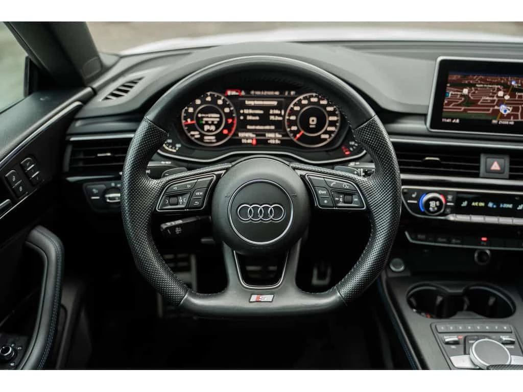 Audi A5 * Technik 45 TFSI quattro| NoAccident| S line| 360, снимка 12 - Автомобили и джипове - 54255253