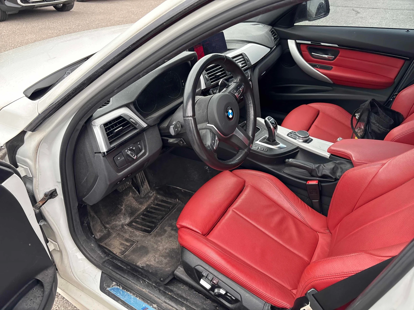 BMW 330 2.0L 4cyl AWD | Mobile.bg � ����������� 5