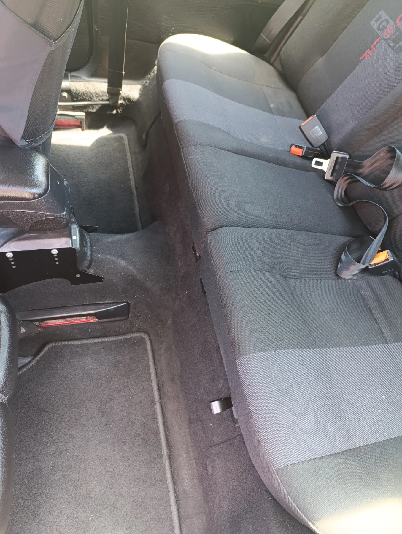VW Golf, снимка 4 - Автомобили и джипове - 54507870