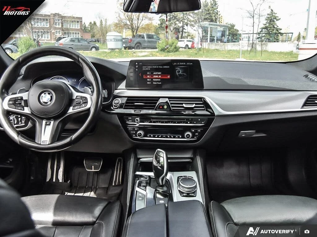 BMW 540 2017 BMW 5 Series 540i xDrive Sedan AWD, снимка 13 - Автомобили и джипове - 54640863