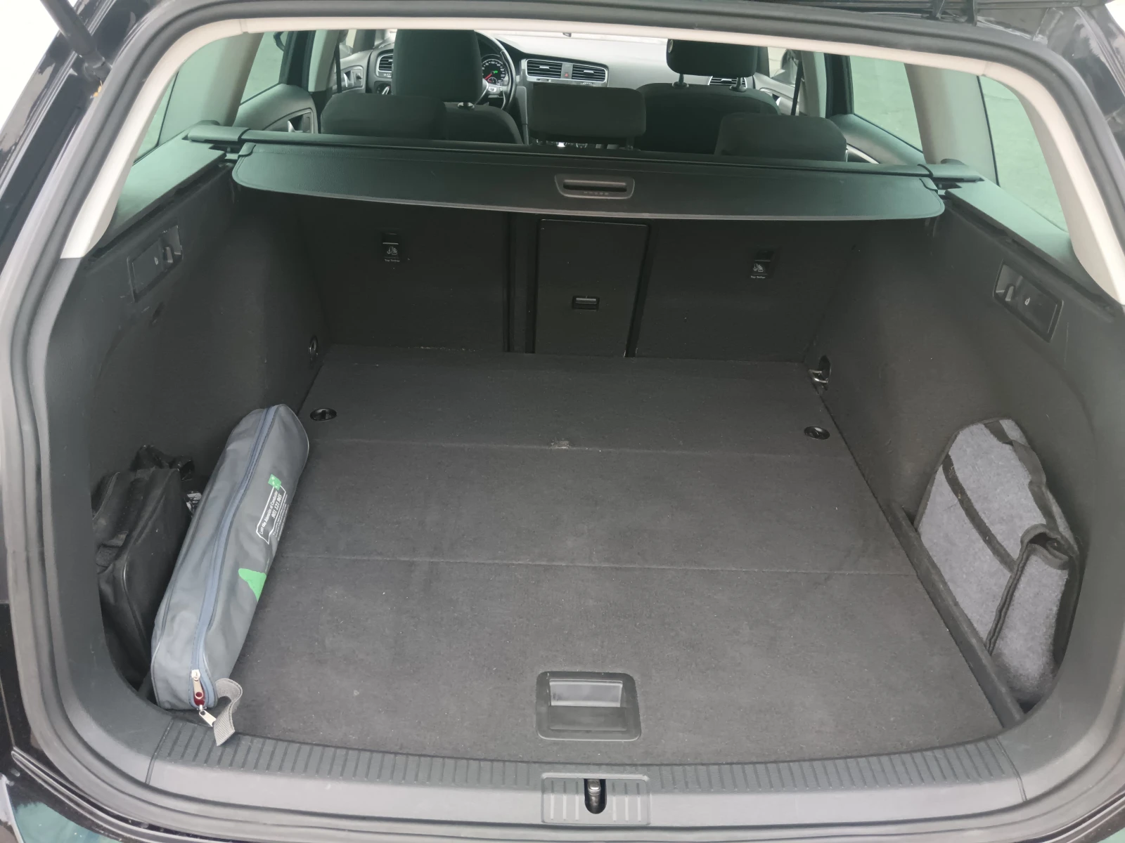 VW Golf MK 7.5 Facelift/2.0 TDI 150 к.с/DSG/Distronic/LED, снимка 10 - Автомобили и джипове - 54692547