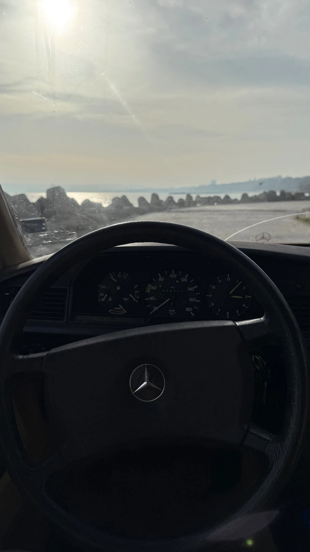 Mercedes-Benz 190 190е 2.0 Бензин, снимка 16 - Автомобили и джипове - 54751172