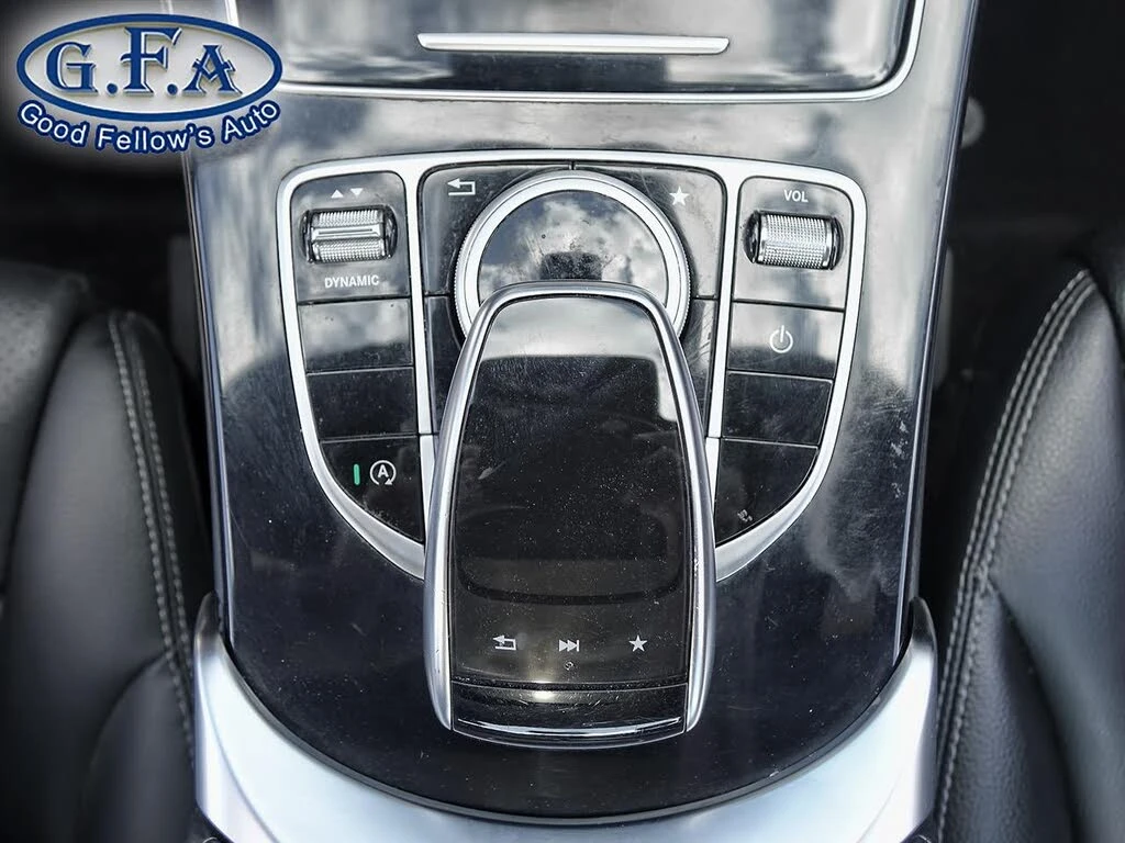 Mercedes-Benz C 300 * 4MATIC* АвтоКредит * (ЦЕНА ДО БГ), снимка 12 - Автомобили и джипове - 55050658
