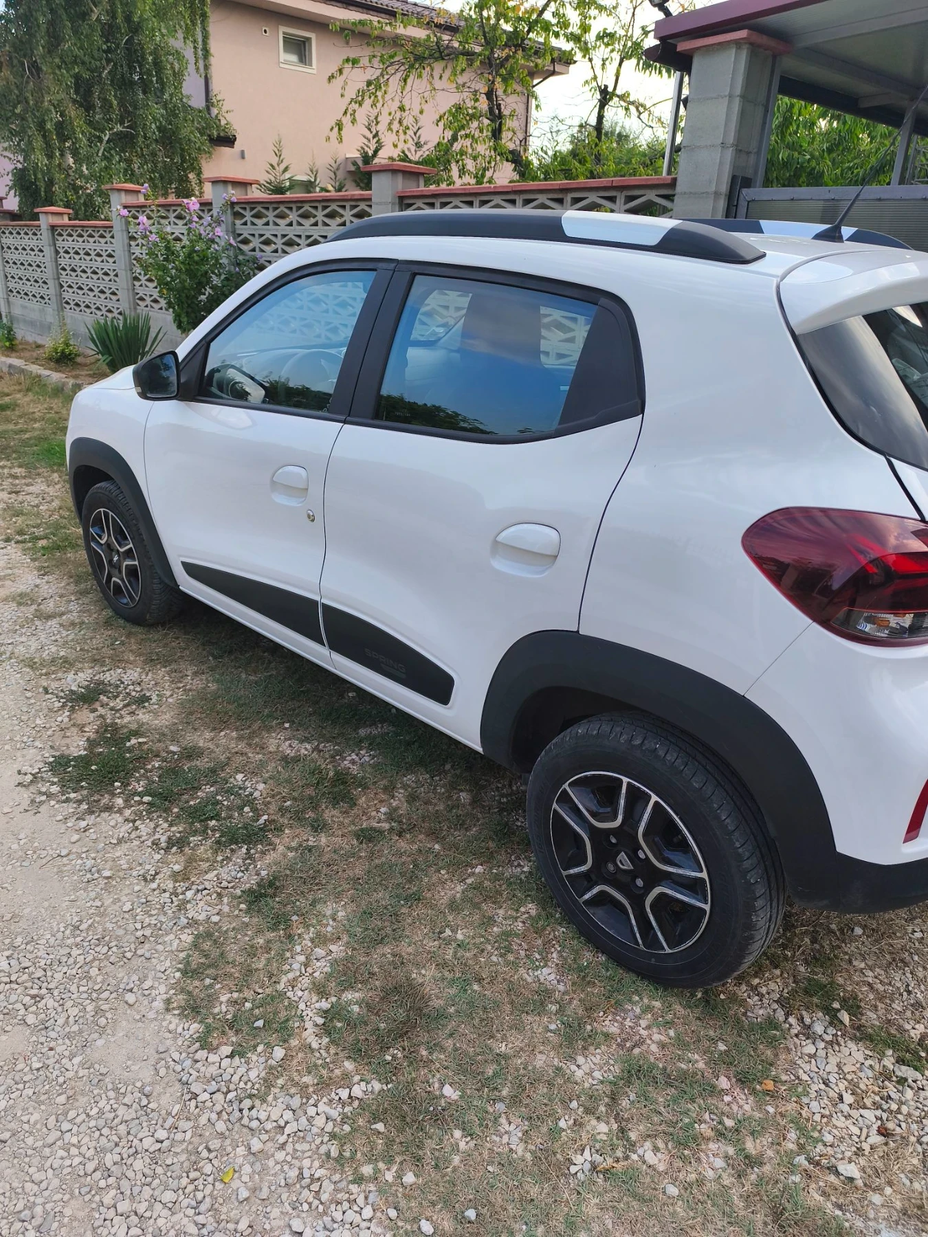 Dacia Spring 28 kw, снимка 6 - Автомобили и джипове - 56302935