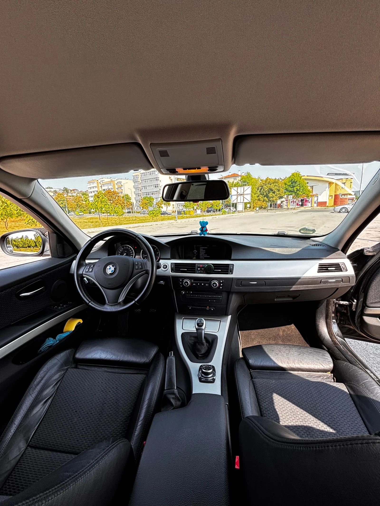 BMW 320 LCI, снимка 13 - Автомобили и джипове - 56168863