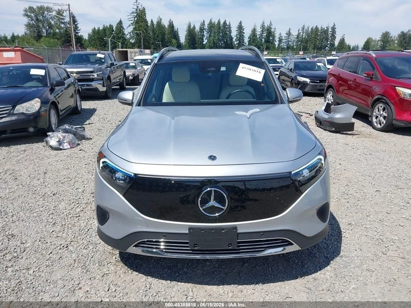 Mercedes-Benz EQB 300* 4MATIC* КОЖА* ПОДГРЕВ* ПАНО* КАМЕРА* , снимка 10 - Автомобили и джипове - 56203863