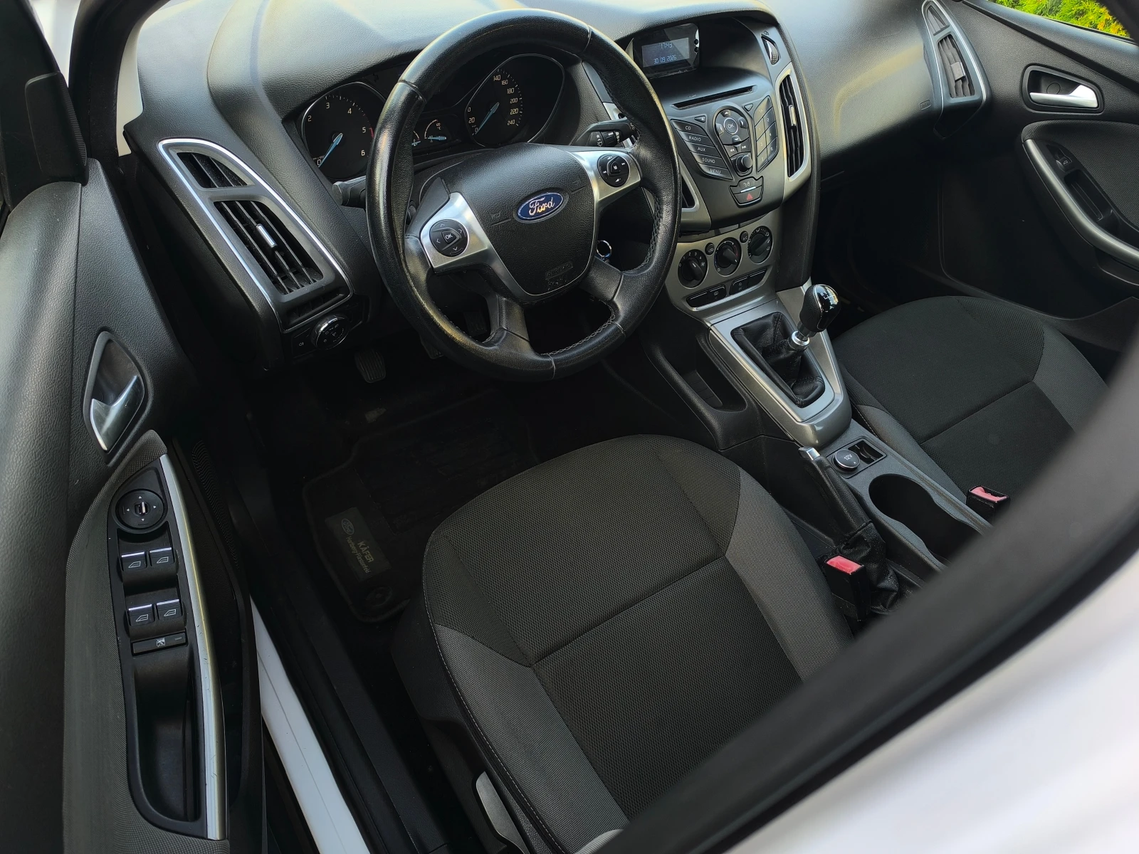 Ford Focus FACE LIFT-1.6HDI-95��-6 ��������-��������-EURO 5- | Mobile.bg � ����������� 10