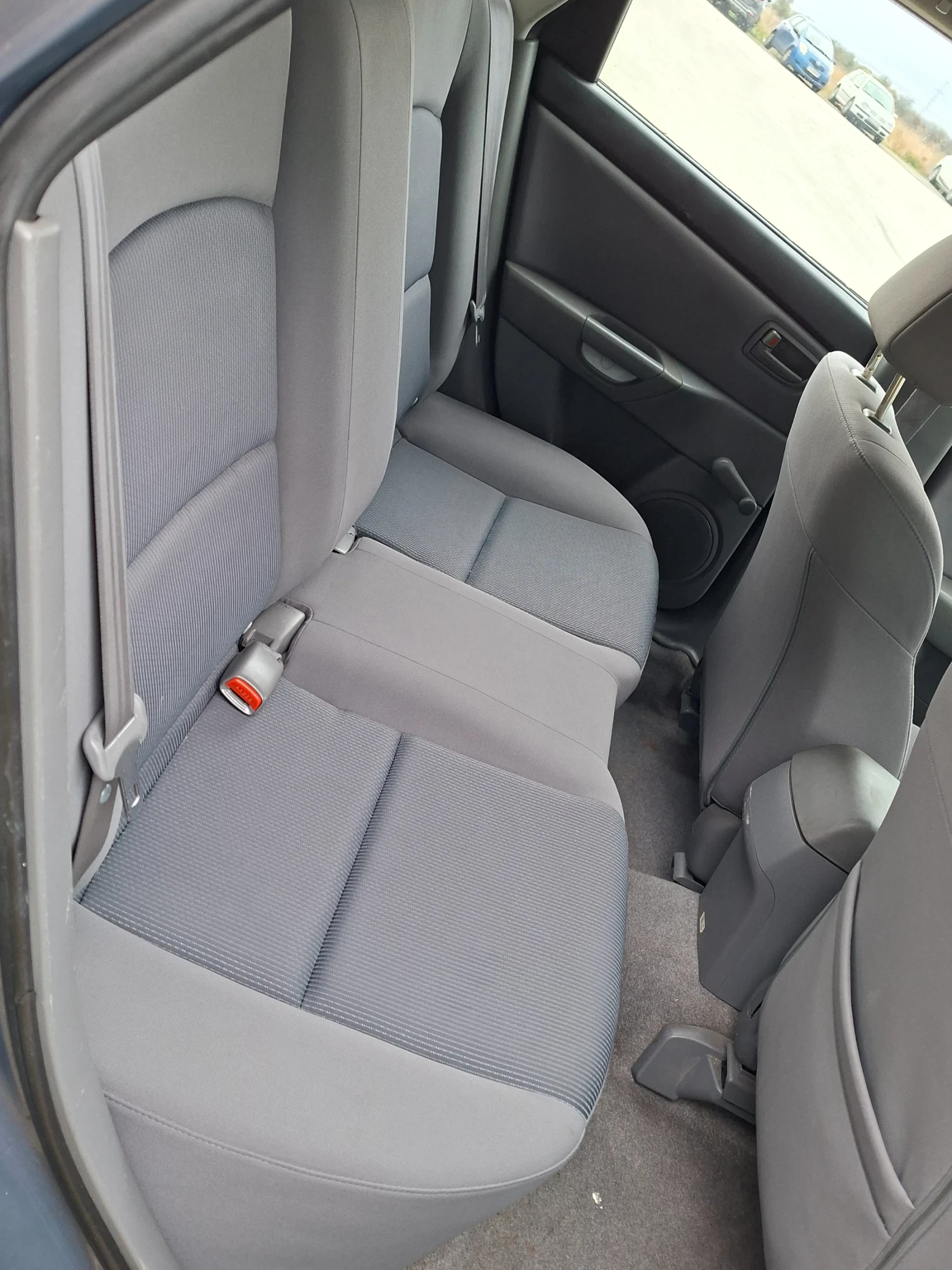 Mazda 3 1.4i* (84кс)* FACELIFT* НОВ ВНОС* , снимка 10 - Автомобили и джипове - 56727659