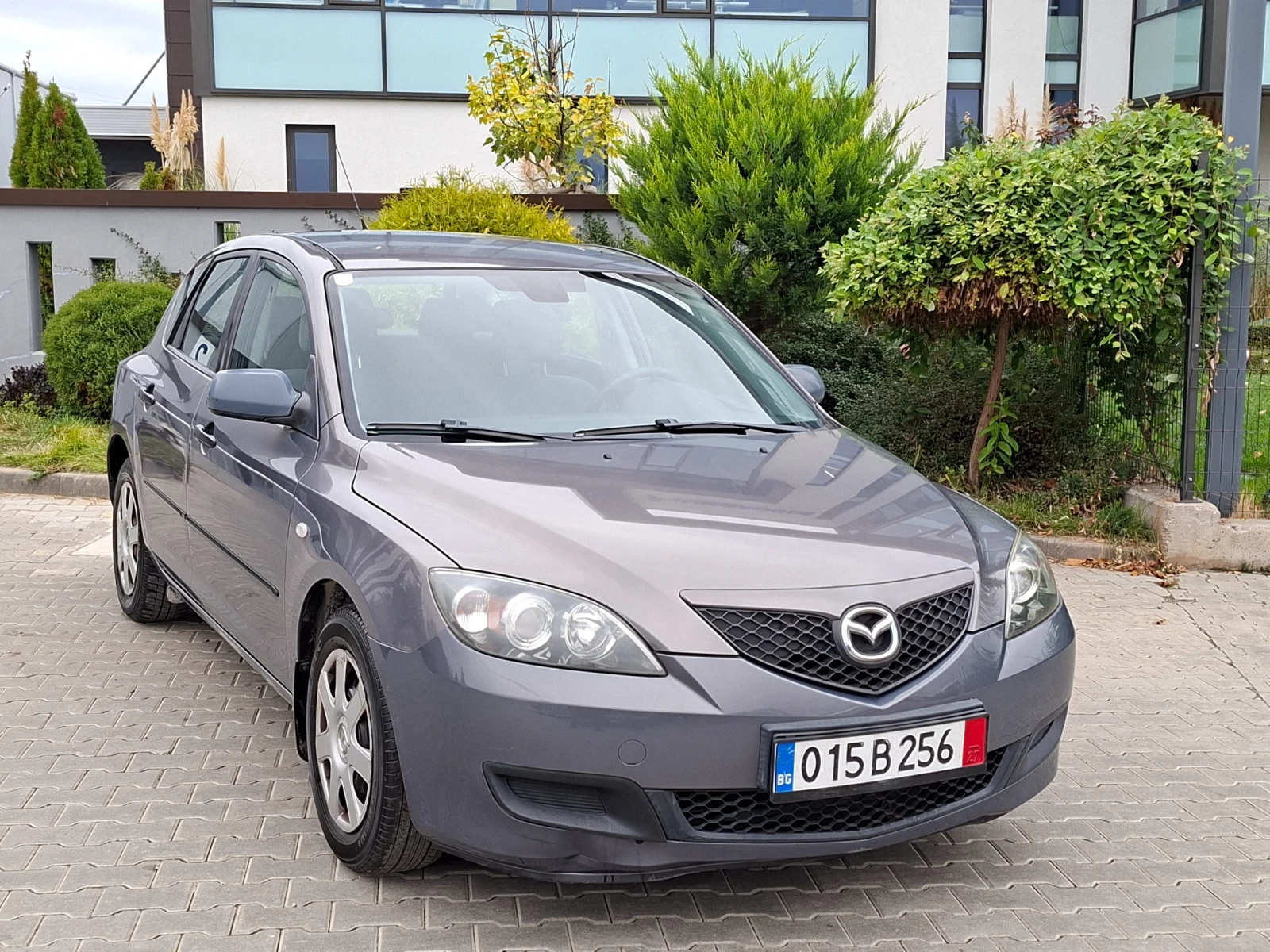 Mazda 3 1.4i* (84кс)* FACELIFT* НОВ ВНОС* , снимка 5 - Автомобили и джипове - 56727659