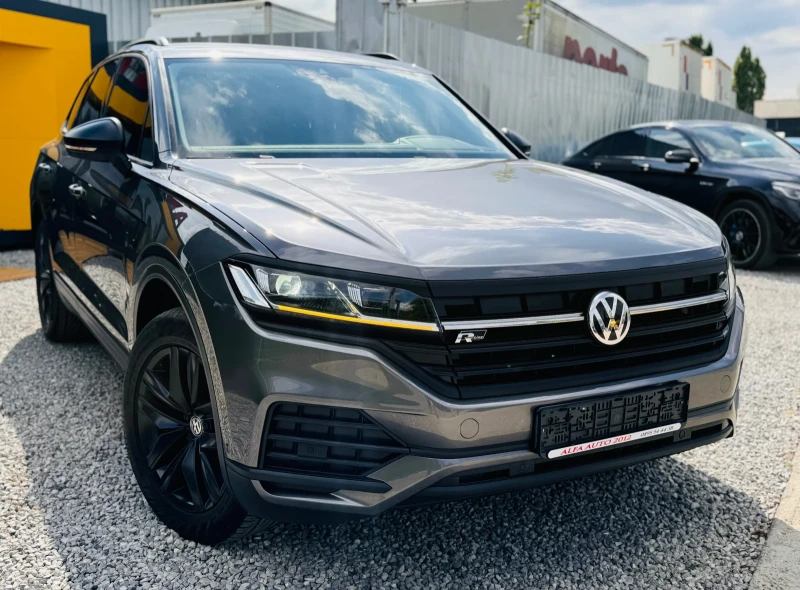 VW Touareg 3.0d/R-LINE/EXCLUSIVE/КАМЕРА+ САМОПАРК+ ДИТРОНИК//, снимка 6 - Автомобили и джипове - 47031072