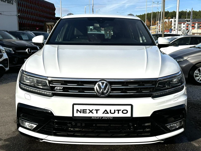 VW Tiguan 2.0TDI 150HP R-LINE DISTRONIC LANE ASSIST EU6B, снимка 2 - Автомобили и джипове - 52280840