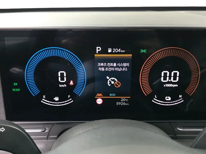 Hyundai Kona, снимка 8 - Автомобили и джипове - 54833467