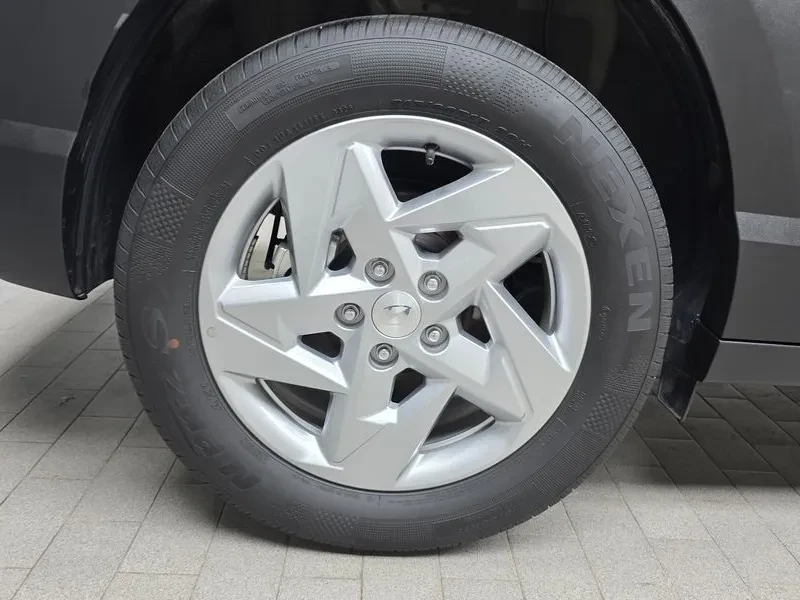 Hyundai Kona, снимка 5 - Автомобили и джипове - 54833467
