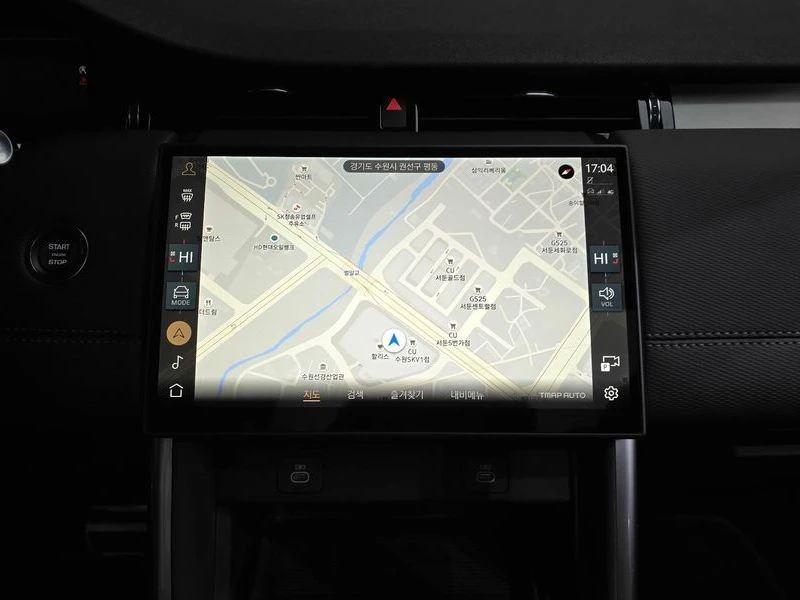 Land Rover Discovery Sport 2.0 Automatic, снимка 13 - Автомобили и джипове - 55931823