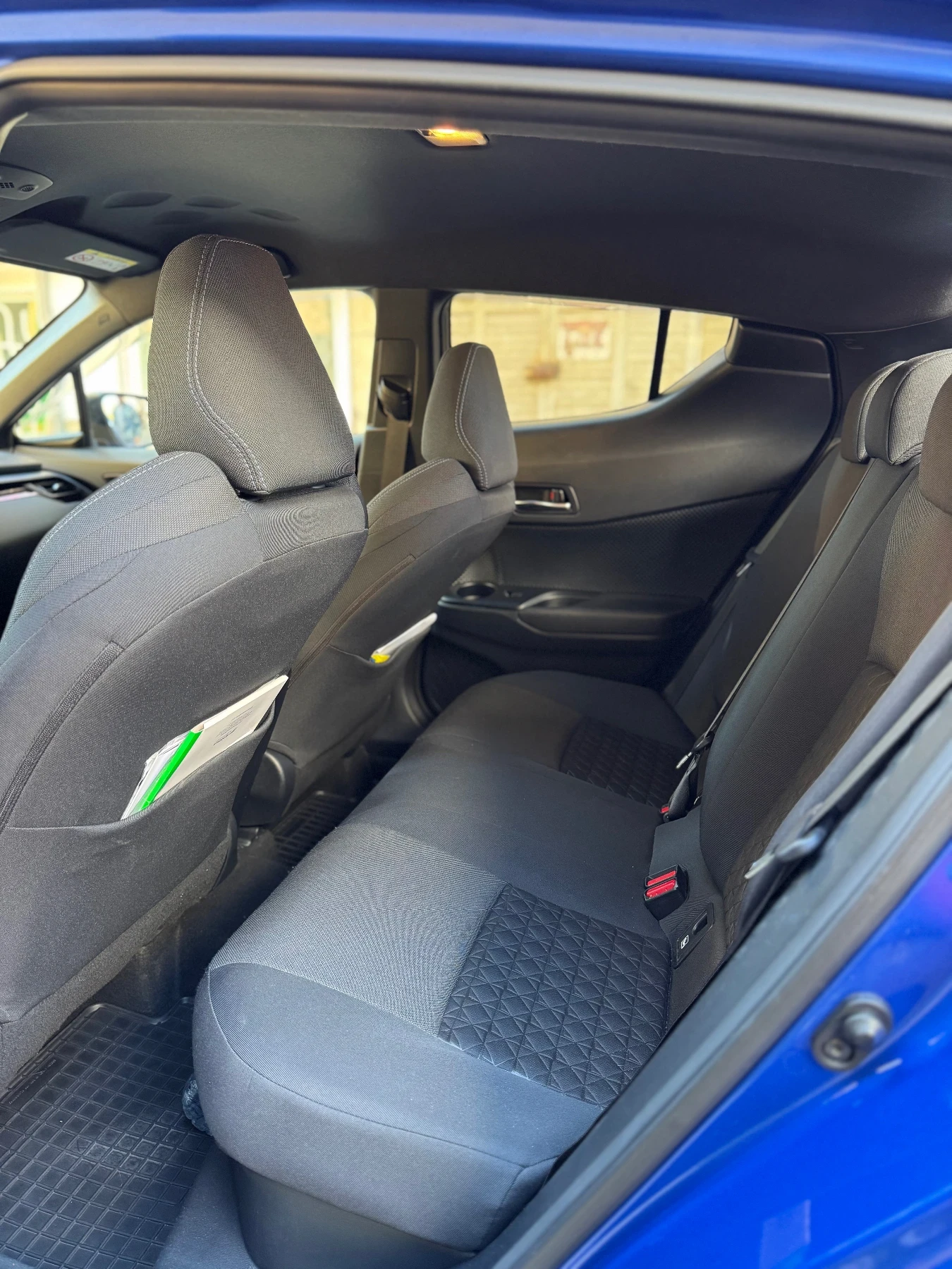 Toyota C-HR 5 . a.   | Mobile.bg   15