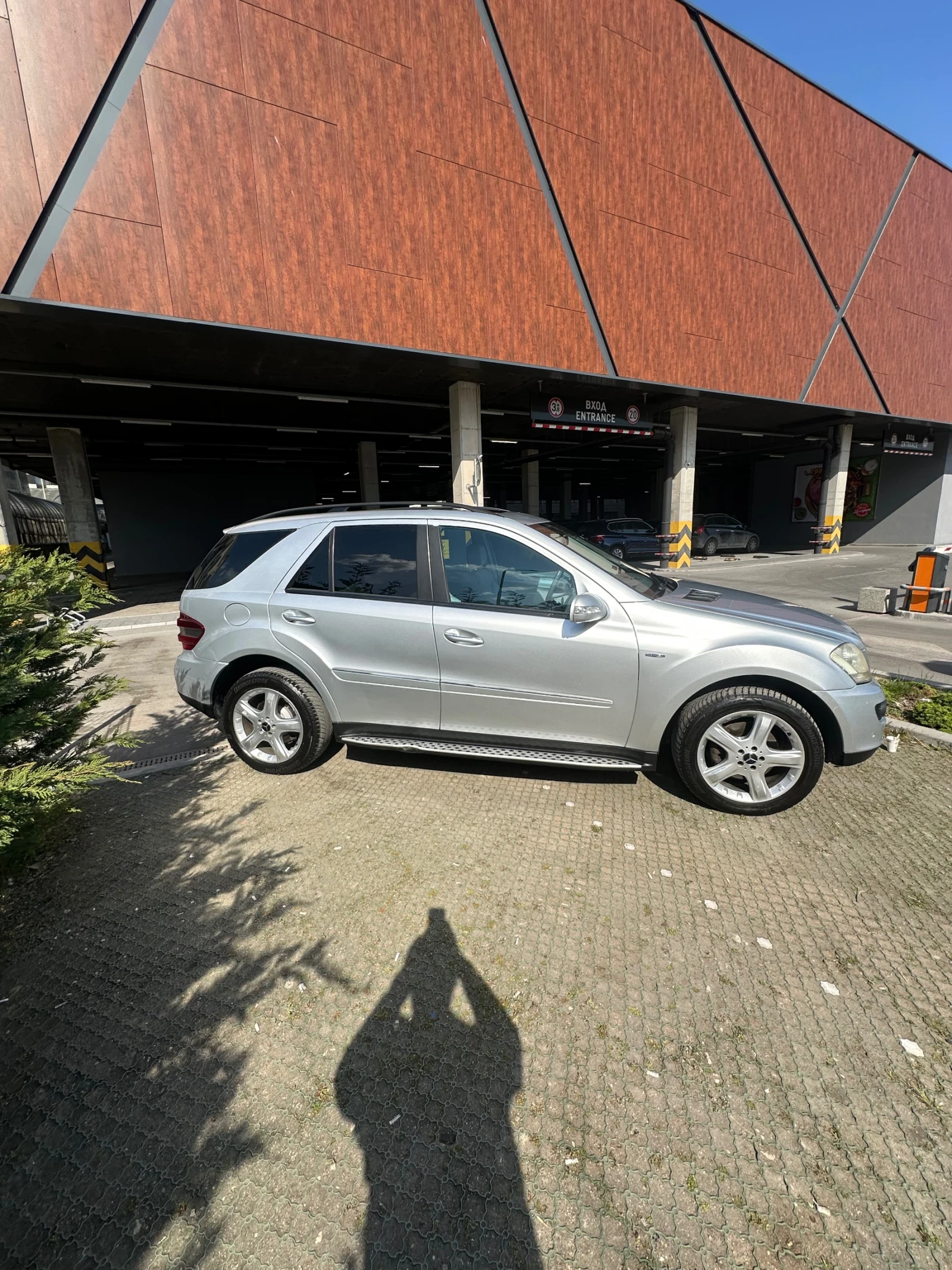 Mercedes-Benz ML 320 Sport - изображение 4