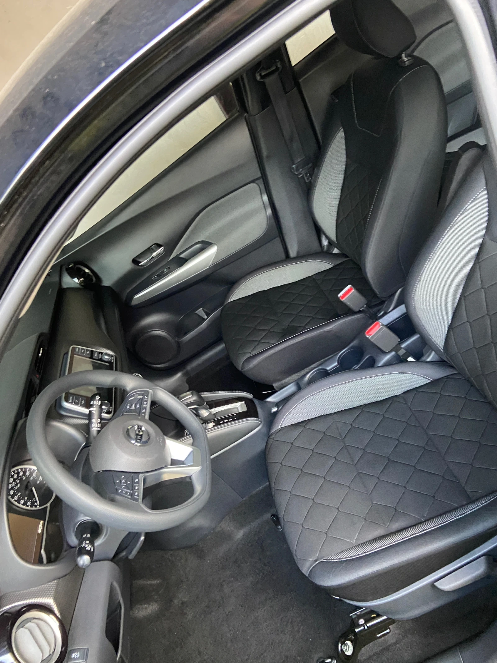 Nissan Juke Black edition Kicks 1.6 Топ изпълнение  - изображение 10