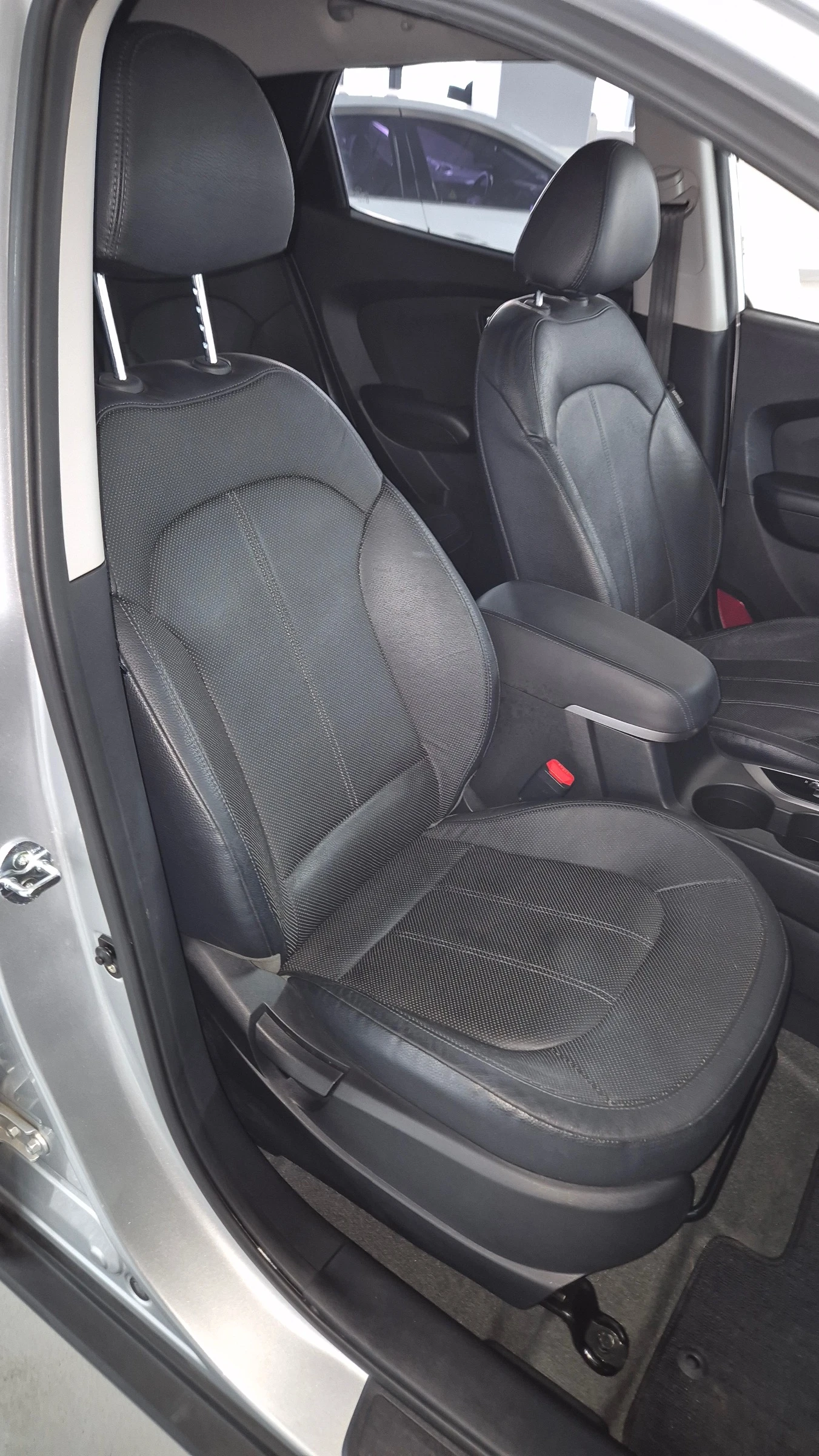 Hyundai IX35 2.0i  2.  | Mobile.bg   15