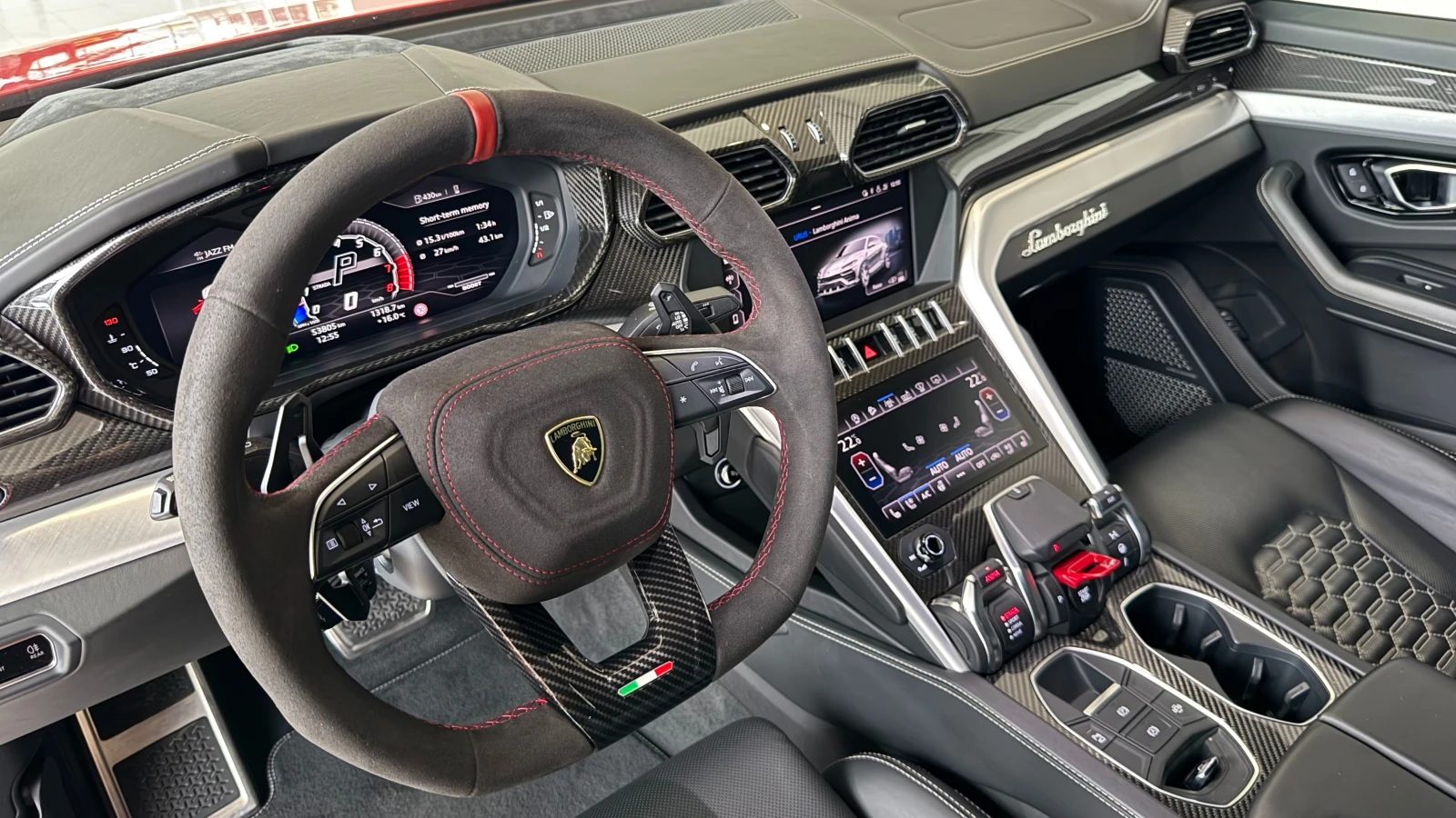 Lamborghini Urus БАРТЕР * НАЛИЧЕН*  - изображение 8