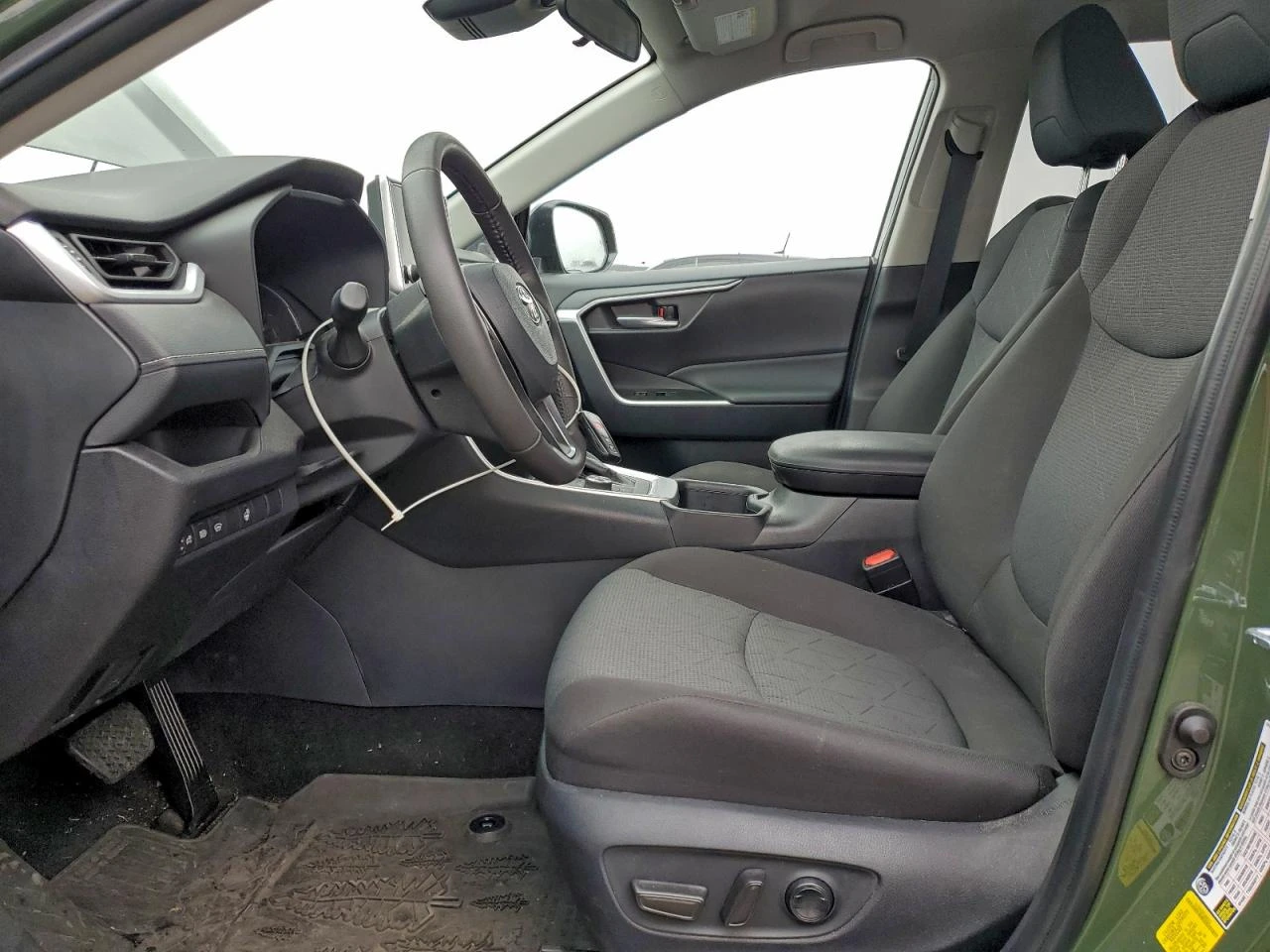 Toyota Rav4 WOODLAND EDITION - изображение 8