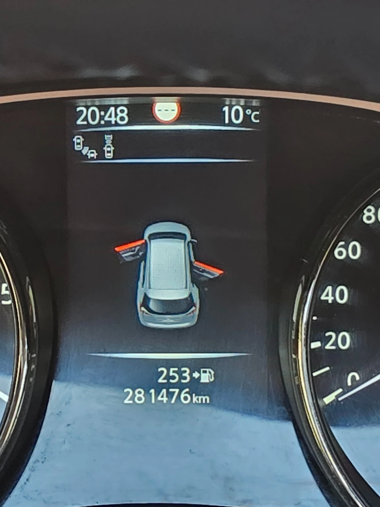 Nissan X-trail 1.6dCi, снимка 14 - Автомобили и джипове - 53720083