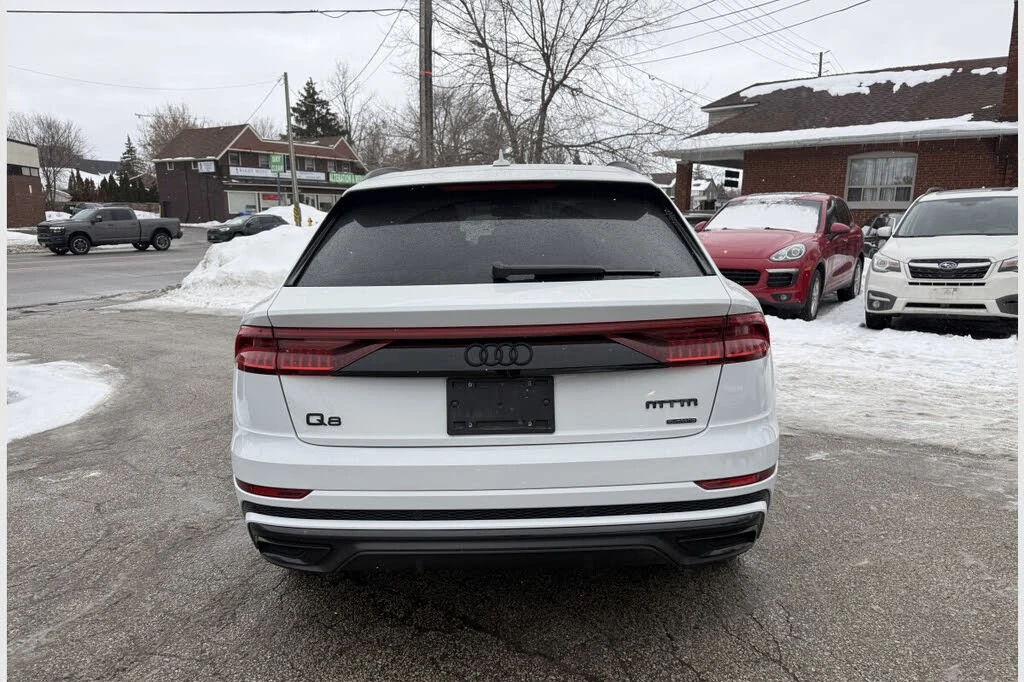 Audi Q8 Technik* 55TFSI* Quattro* АвтоКредит* (ЦЕНА ДО БГ) - изображение 2