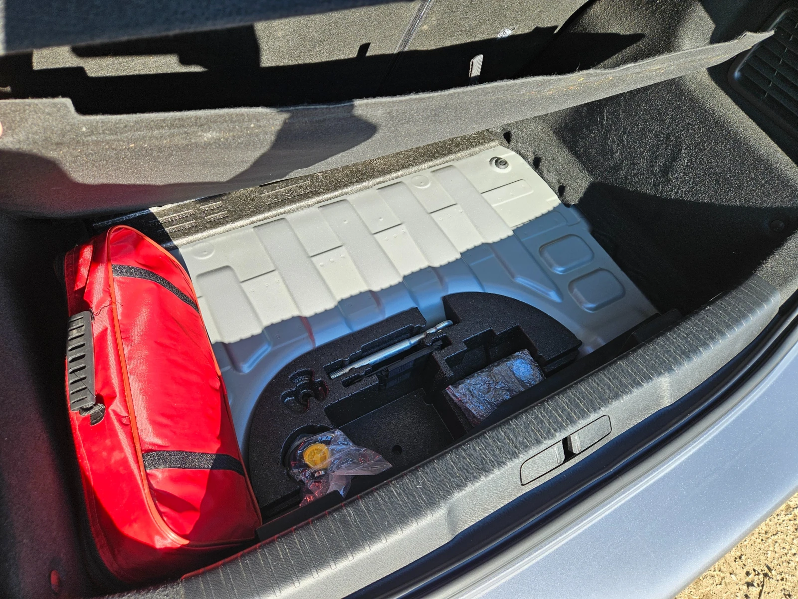 DS DS 3 Crossback E-Tense So Chic FULL | Mobile.bg � ����������� 14