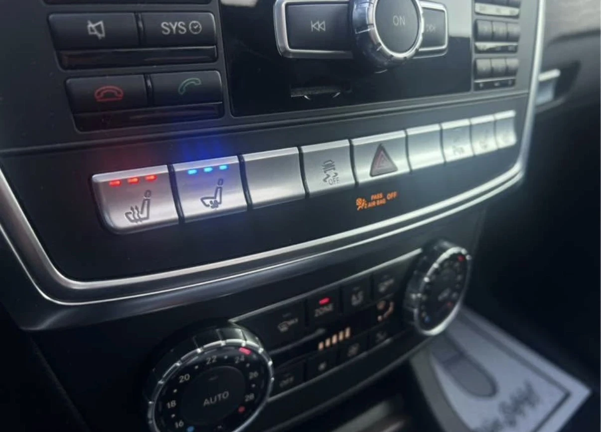 Mercedes-Benz ML 350 BlueTec | Обдухване | HarmonKardon | Без Инцидени , снимка 11 - Автомобили и джипове - 53720815