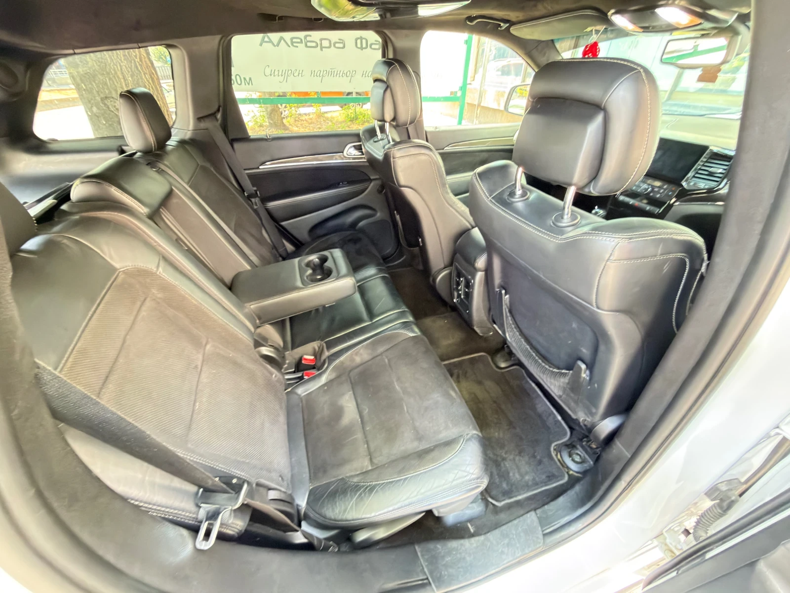 Jeep Grand cherokee SRT, снимка 15 - Автомобили и джипове - 53829159