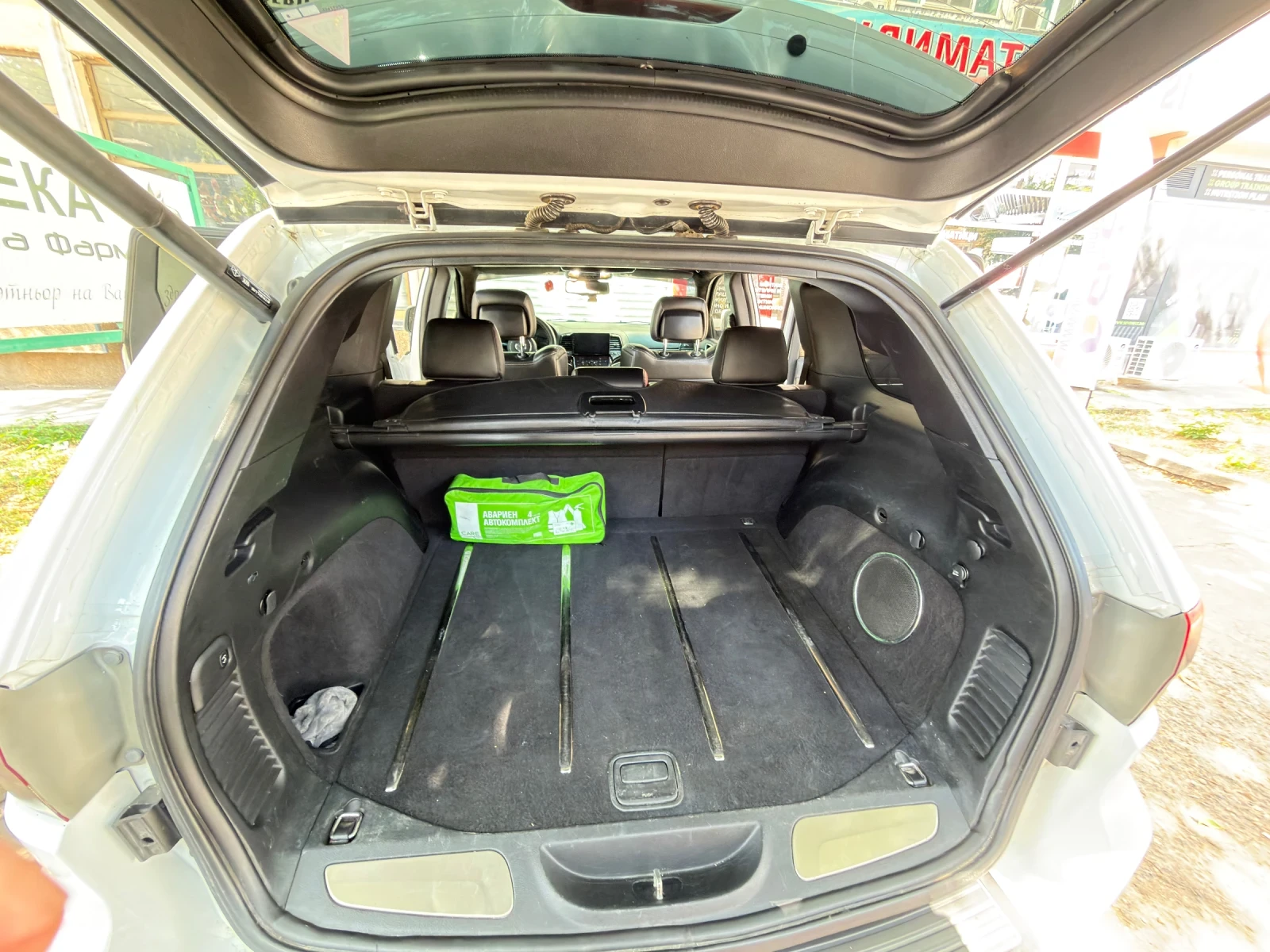 Jeep Grand cherokee SRT, снимка 16 - Автомобили и джипове - 53829159