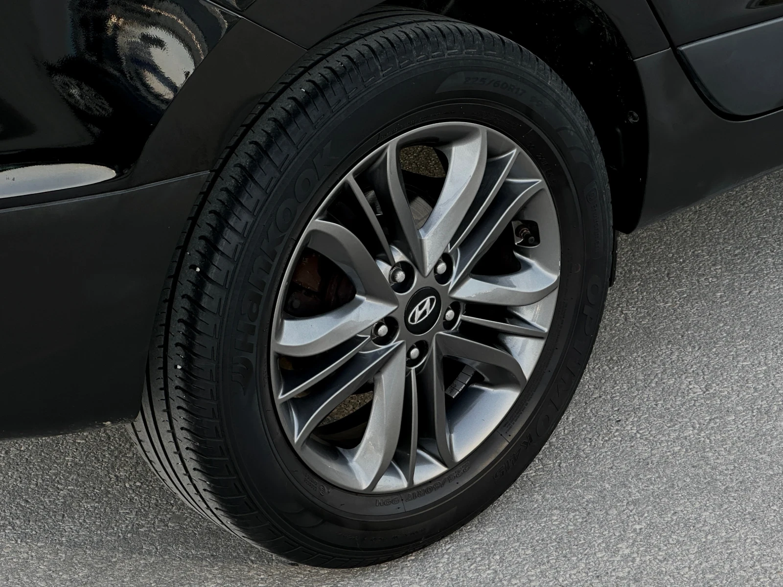 Hyundai IX35 XPOSSIBLE 1.7 CRDI НОВ ВНОС, снимка 16 - Автомобили и джипове - 53828941