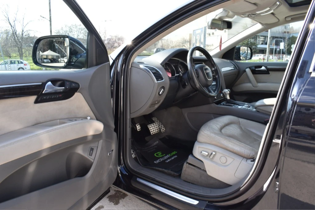 Audi Q7 Audi Q7 3.0ТDI, снимка 7 - Автомобили и джипове - 54217215