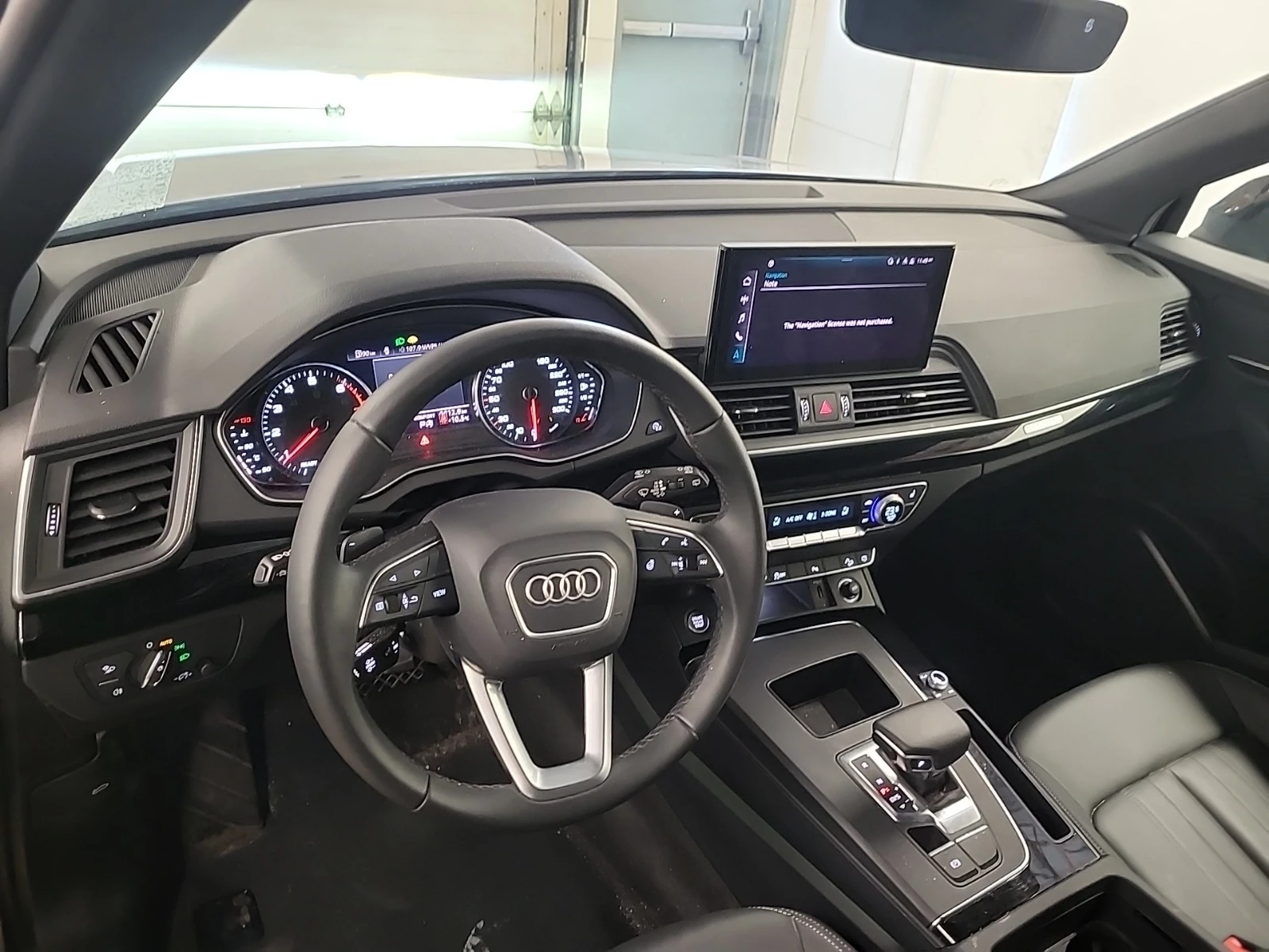 Audi Q5  45 TFSI quattro, снимка 12 - Автомобили и джипове - 54450236