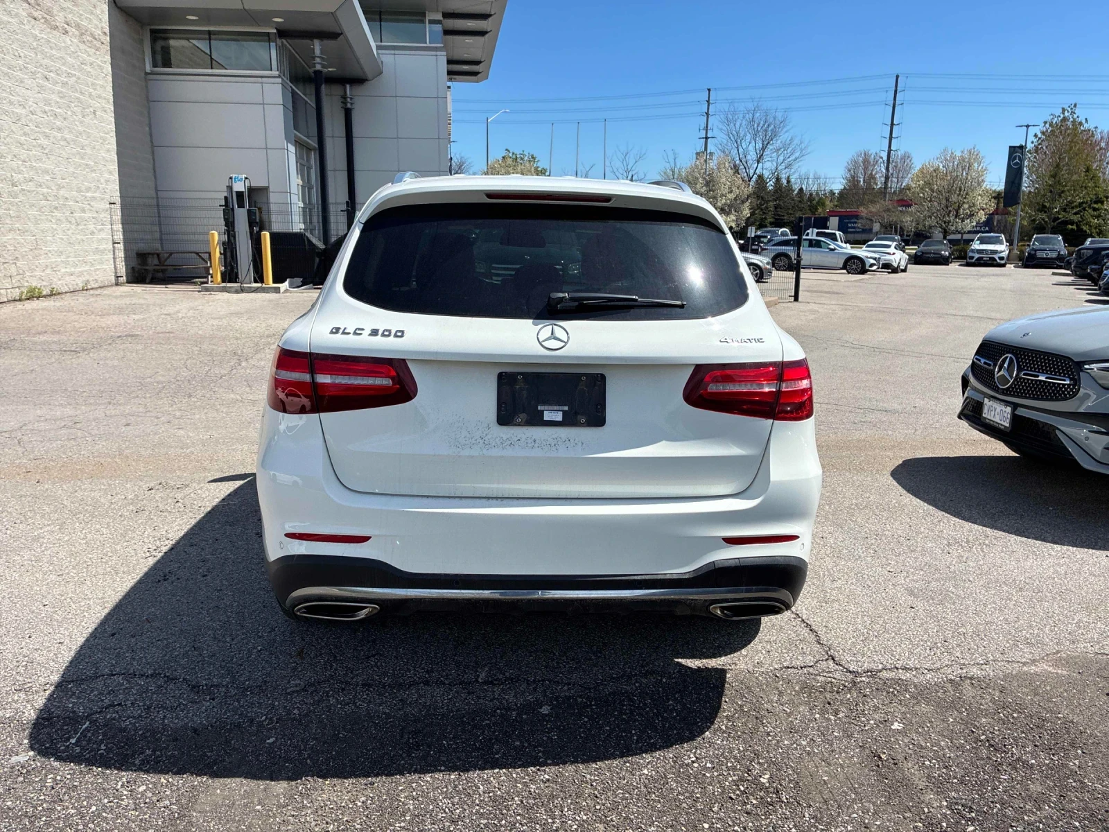 Mercedes-Benz GLC 300 ДИСТРОНИК * ПОДГРЕВ * ПАНОРАМА * 360 * CARFAX, снимка 4 - Автомобили и джипове - 54683787