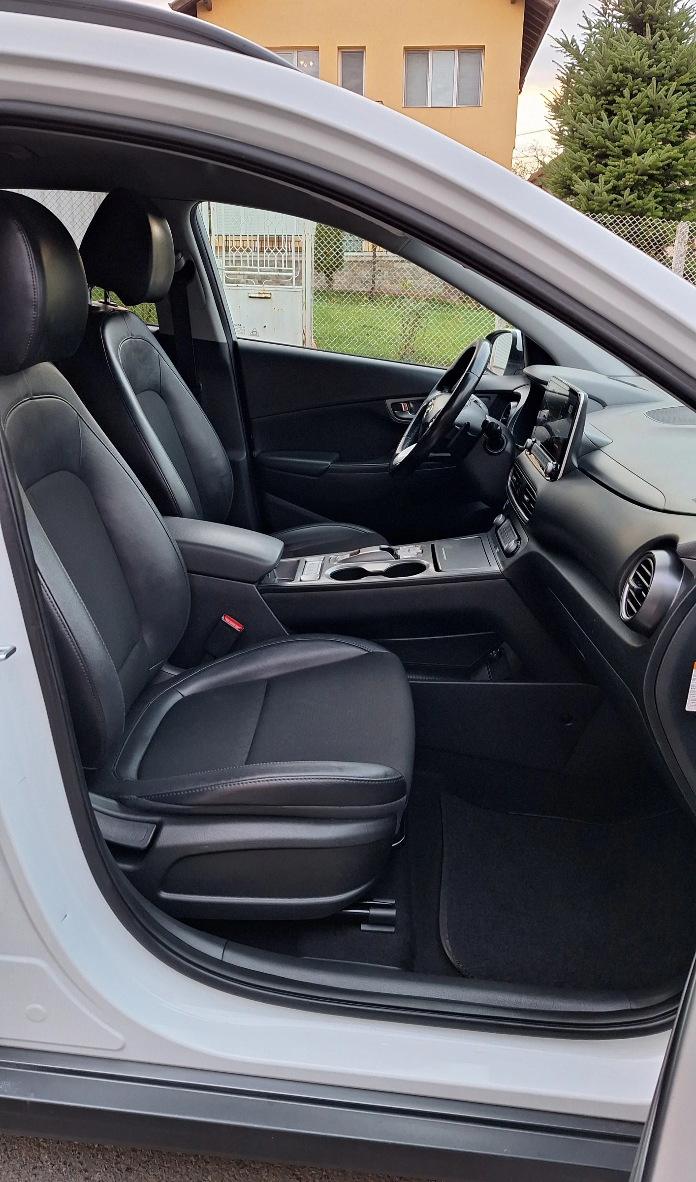 Hyundai Kona 64kWh 204�� ��� ��������� | Mobile.bg � ����������� 5